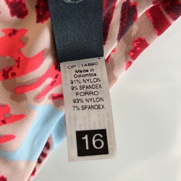 New Maaji ACKLINS ISLAND BIKINI TOP Small - Picture 8 of 13